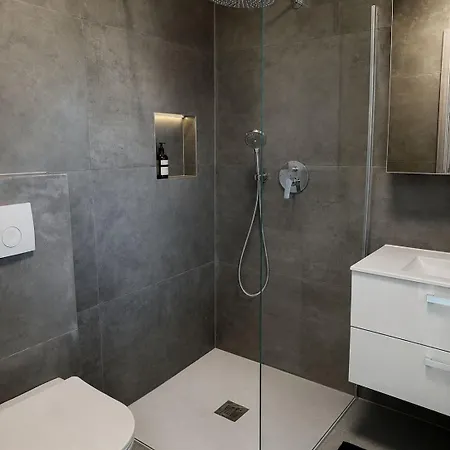 Apartma Tia&mia *